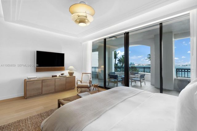 6800 Fisher Island Dr 6822, Miami Beach, FL 33109