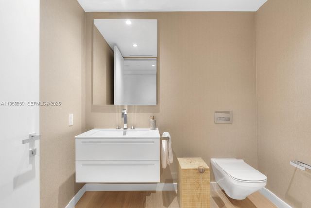 6800 Fisher Island Dr 6822, Miami Beach, FL 33109