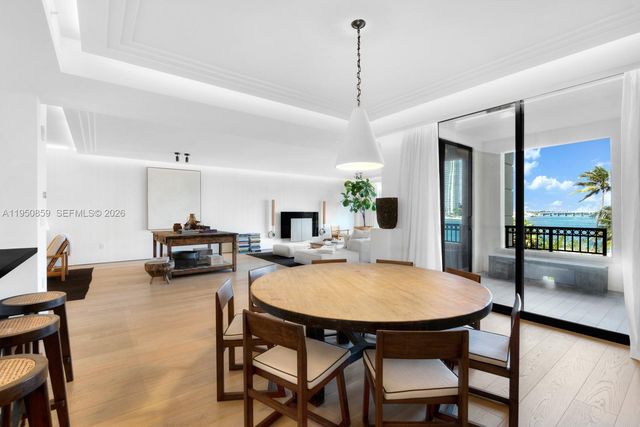 6800 Fisher Island Dr 6822, Miami Beach, FL 33109