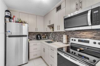 8501 NW 8th St 105, Miami, FL 33126