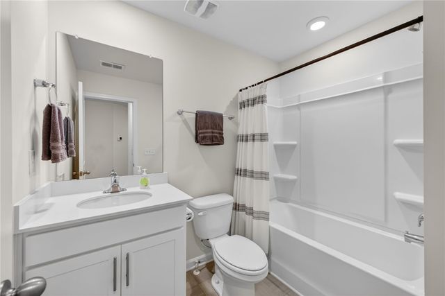 125 Southridge Court, Easley, SC 29642