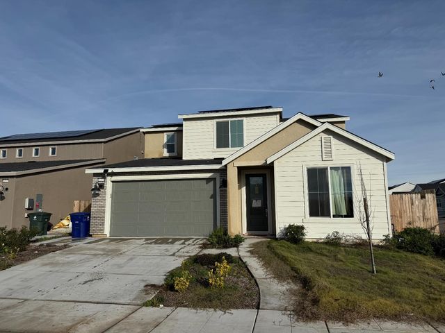 4373 Rialto Avenue, Clovis, CA 93619