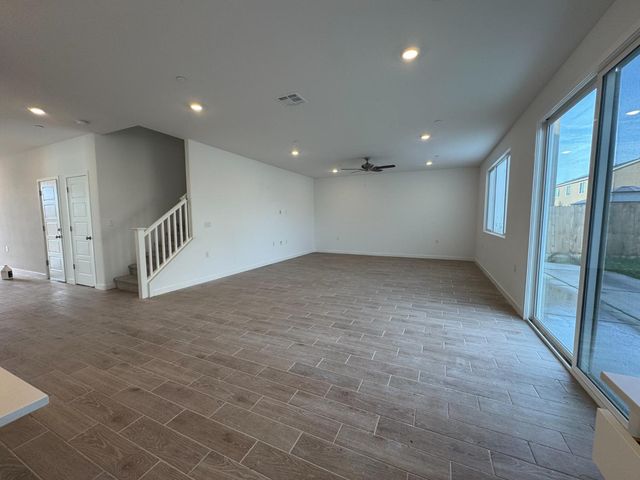 4373 Rialto Avenue, Clovis, CA 93619