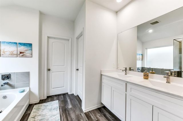 3041 Emerald Ocean Drive, Katy, TX 77493