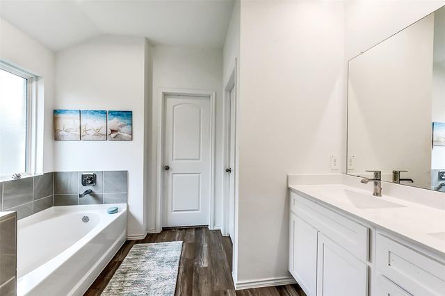 3041 Emerald Ocean Drive, Katy, TX 77493