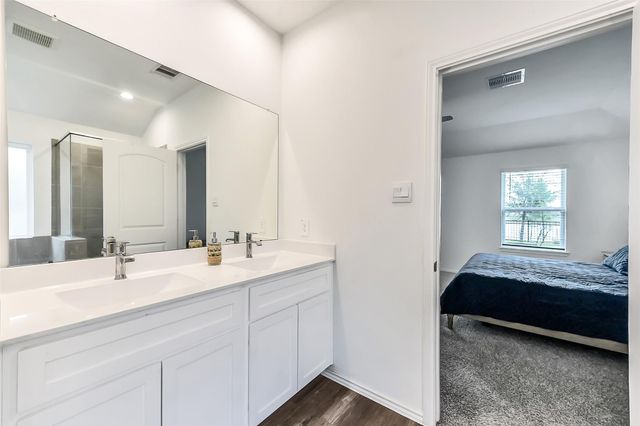 3041 Emerald Ocean Drive, Katy, TX 77493