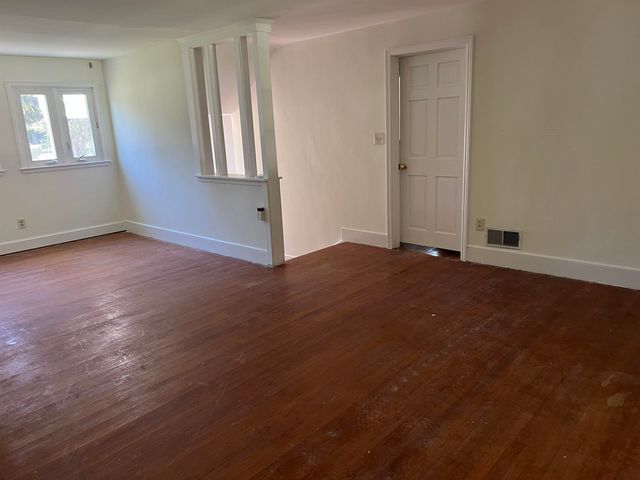 5619 Main St., Loris, SC 29569