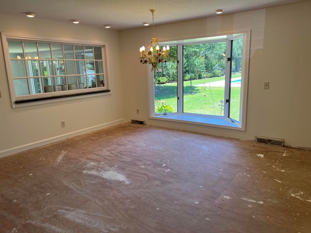 5619 Main St., Loris, SC 29569