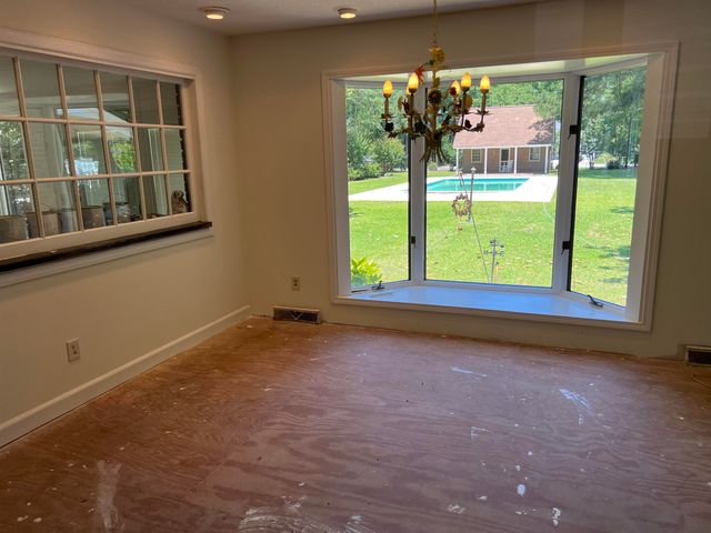 5619 Main St., Loris, SC 29569