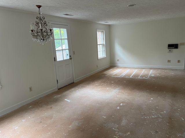 5619 Main St., Loris, SC 29569