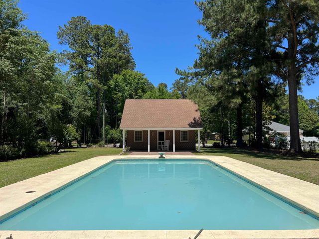 5619 Main St., Loris, SC 29569