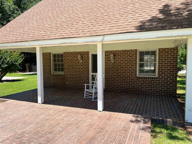 5619 Main St., Loris, SC 29569