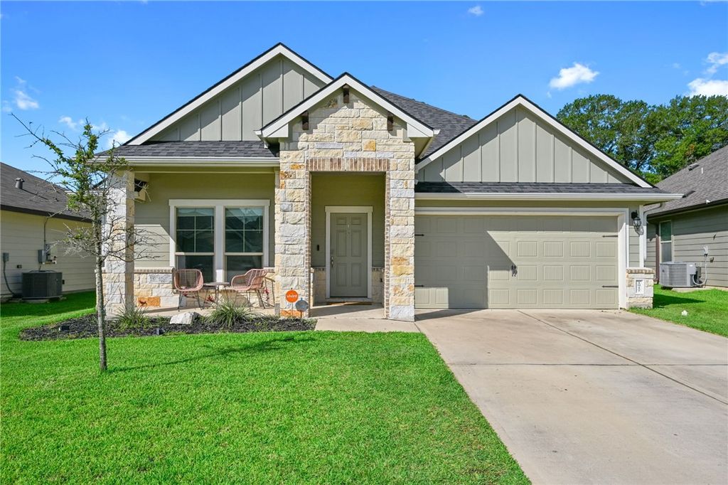 1917 Thorndyke Lane, Bryan, TX 77807 — exterior
