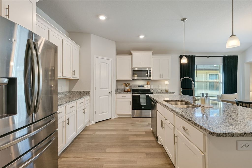 1917 Thorndyke Lane, Bryan, TX 77807 — photo 5