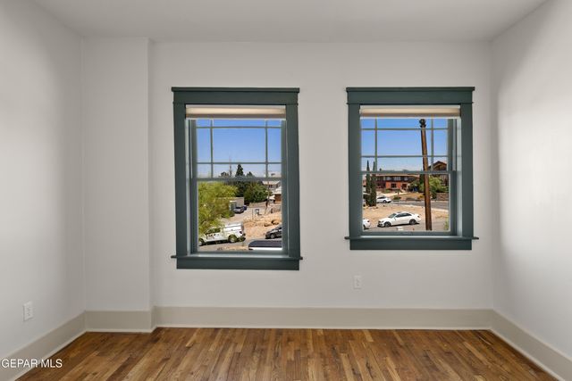 914 W Yandell Drive 2B, El Paso, TX 79902