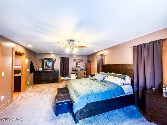 201 S Scaramucci Road, Pittsburg, KS 66762