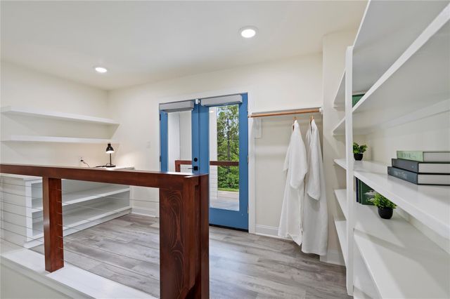 13149 W 6th Street, Santa Fe, TX 77510