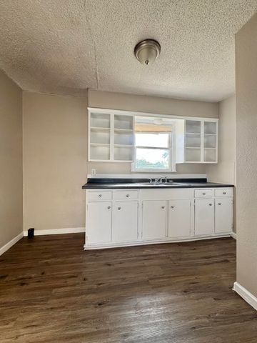 1926 Brown Street, San Angelo, TX 76903