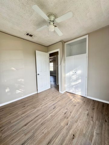 1926 Brown Street, San Angelo, TX 76903