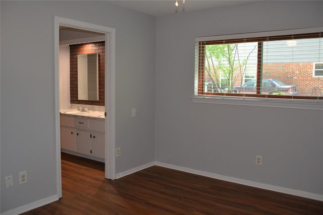 1626 Hamblen Road, Kingwood, TX 77339