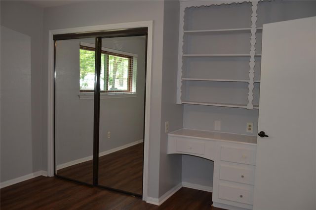 1626 Hamblen Road, Kingwood, TX 77339