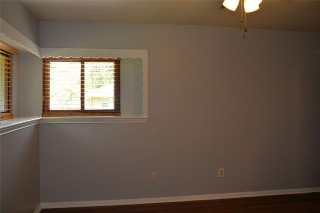 1626 Hamblen Road, Kingwood, TX 77339