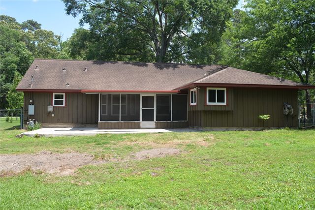 1626 Hamblen Road, Kingwood, TX 77339