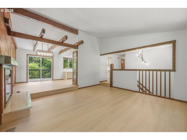22755 Se KINGSWOOD Ct, Damascus, OR 97089
