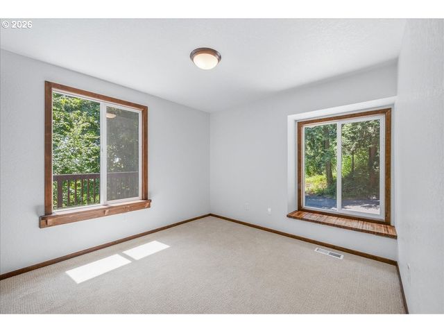 22755 Se KINGSWOOD Ct, Damascus, OR 97089