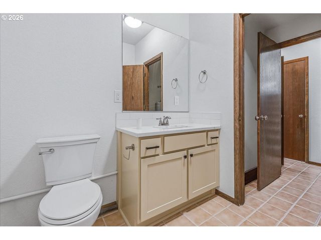 22755 Se KINGSWOOD Ct, Damascus, OR 97089