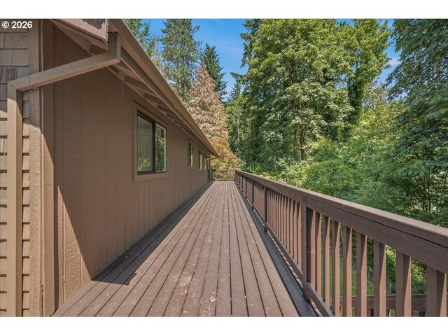 22755 Se KINGSWOOD Ct, Damascus, OR 97089
