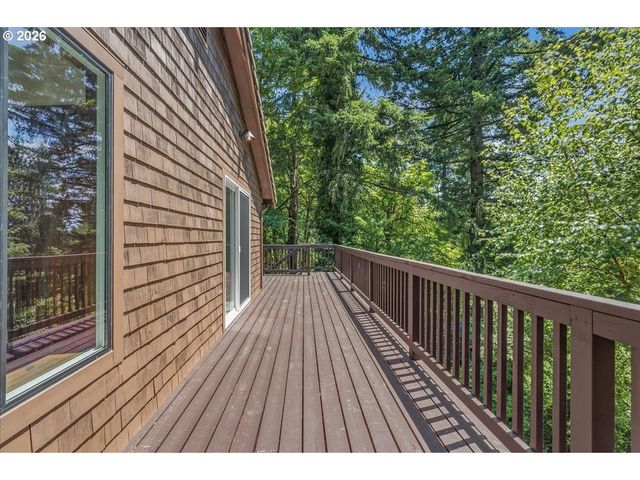 22755 Se KINGSWOOD Ct, Damascus, OR 97089