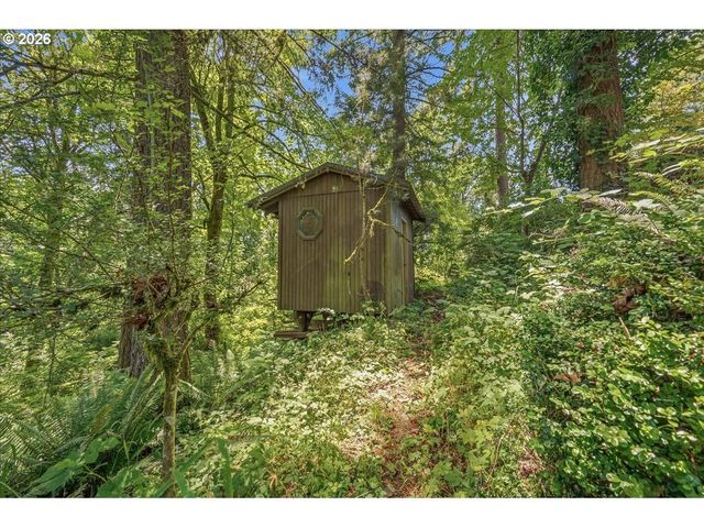 22755 Se KINGSWOOD Ct, Damascus, OR 97089