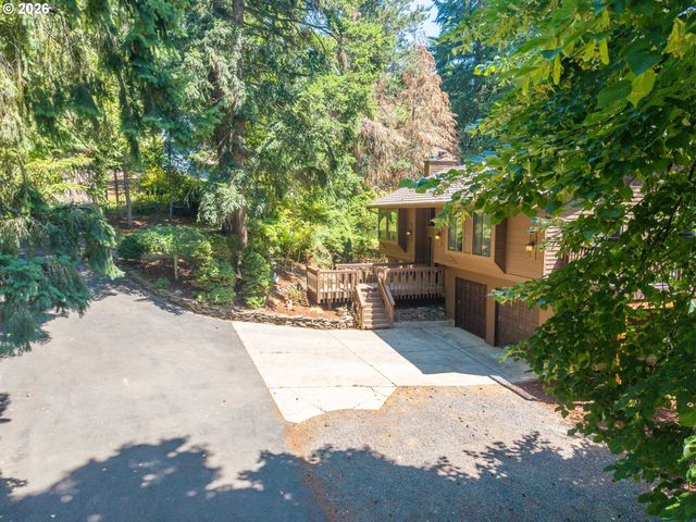 22755 Se KINGSWOOD Ct, Damascus, OR 97089