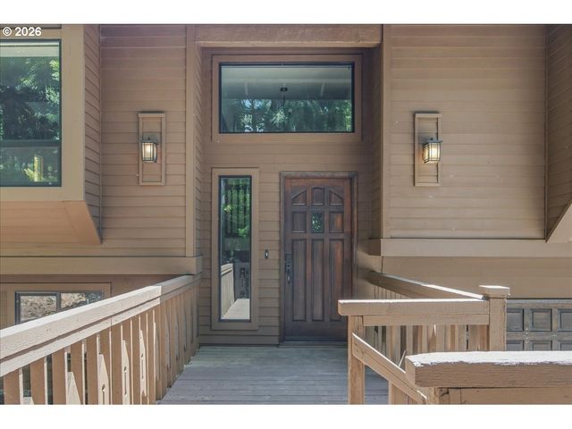 22755 Se KINGSWOOD Ct, Damascus, OR 97089