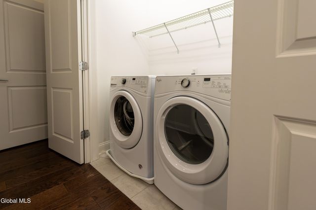 97 East Avenue APT 201, Saratoga Springs, NY 12866