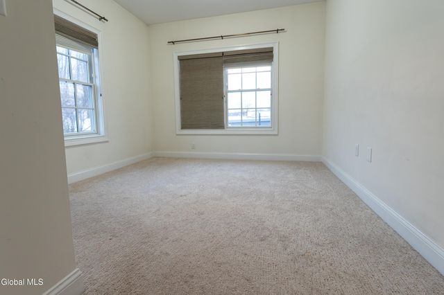 97 East Avenue APT 201, Saratoga Springs, NY 12866