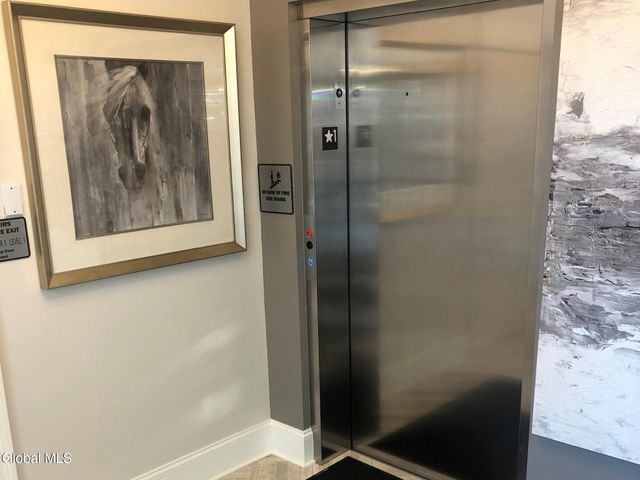 97 East Avenue APT 201, Saratoga Springs, NY 12866