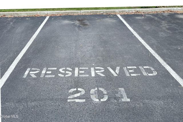 97 East Avenue APT 201, Saratoga Springs, NY 12866