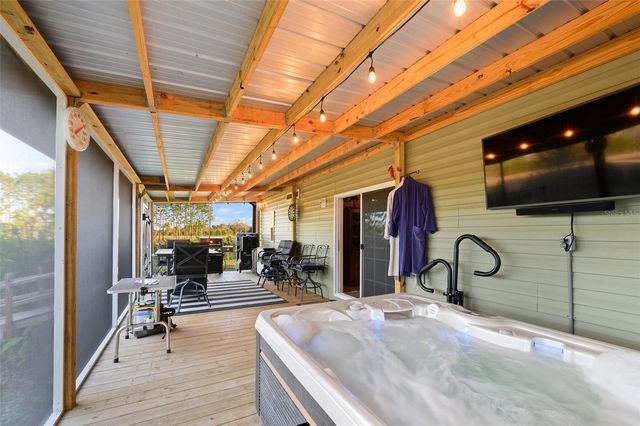 23016 NW 102ND AVENUE, Alachua, FL 32615