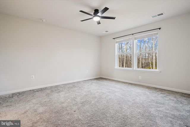 6211 BOBCAT LN, King George, VA 22485