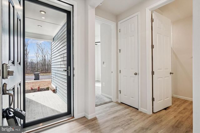 6211 BOBCAT LN, King George, VA 22485