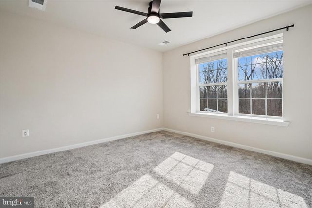 6211 BOBCAT LN, King George, VA 22485