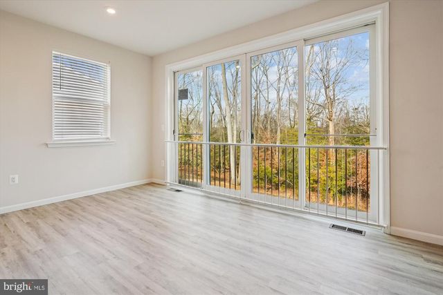 6211 BOBCAT LN, King George, VA 22485