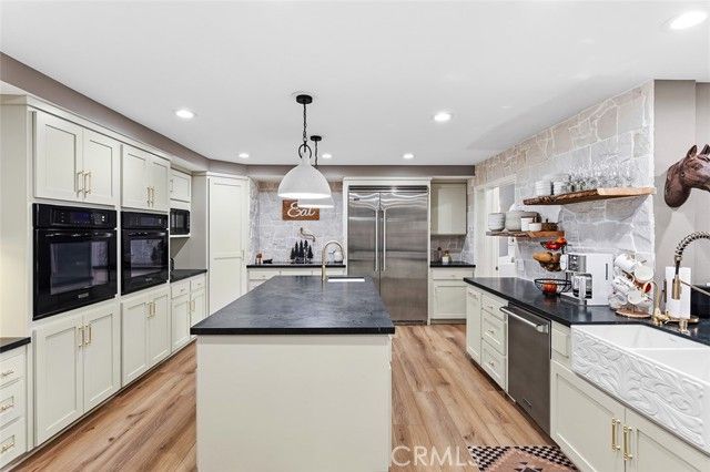 38500 Calle Pimienta, Murrieta, CA 92562