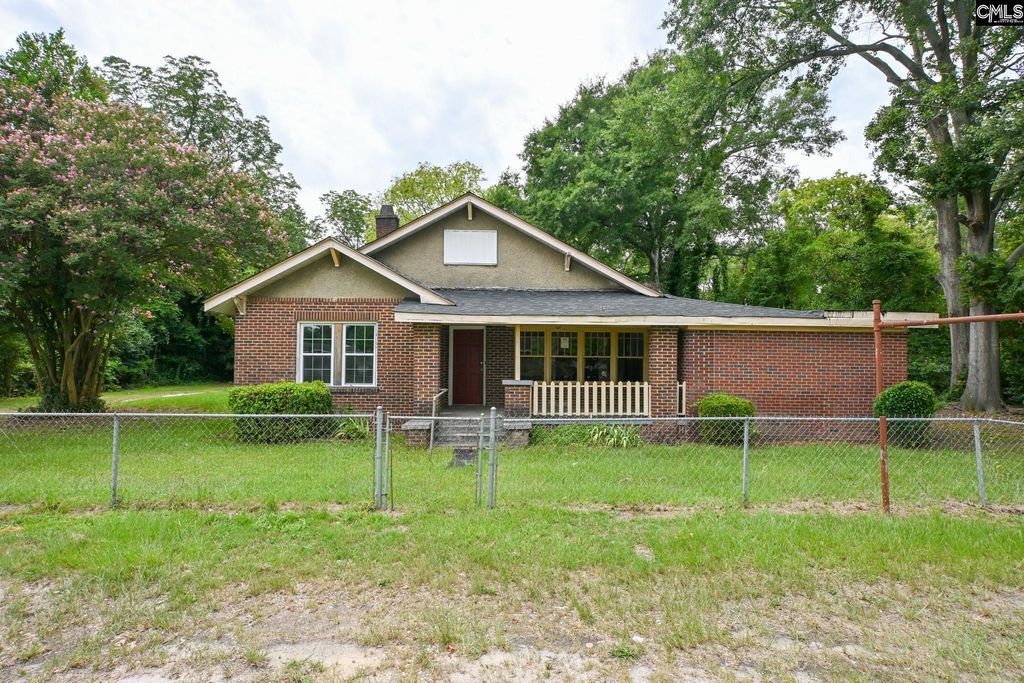109 S Lee Street, Leesville, SC 29070