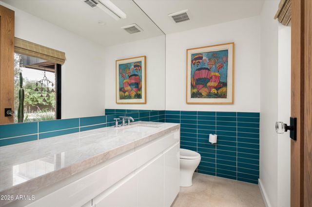 515 W ORANGEWOOD Avenue, Phoenix, AZ 85021