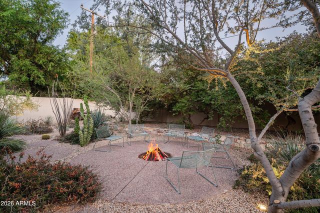 515 W ORANGEWOOD Avenue, Phoenix, AZ 85021