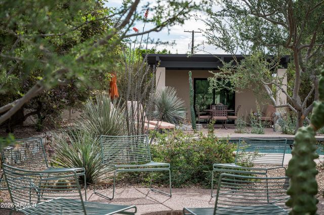 515 W ORANGEWOOD Avenue, Phoenix, AZ 85021