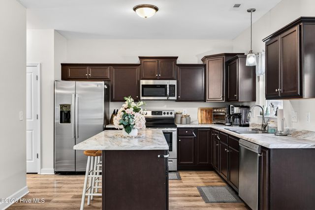 2164 Dawson Cabin Road, Jacksonville, NC 28540